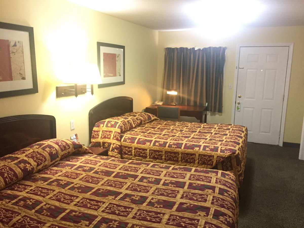 Rivers Inn Fort Madison Buitenkant foto